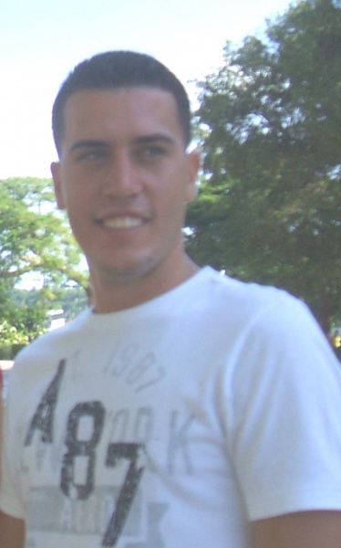 Conoce a esta persona ahora